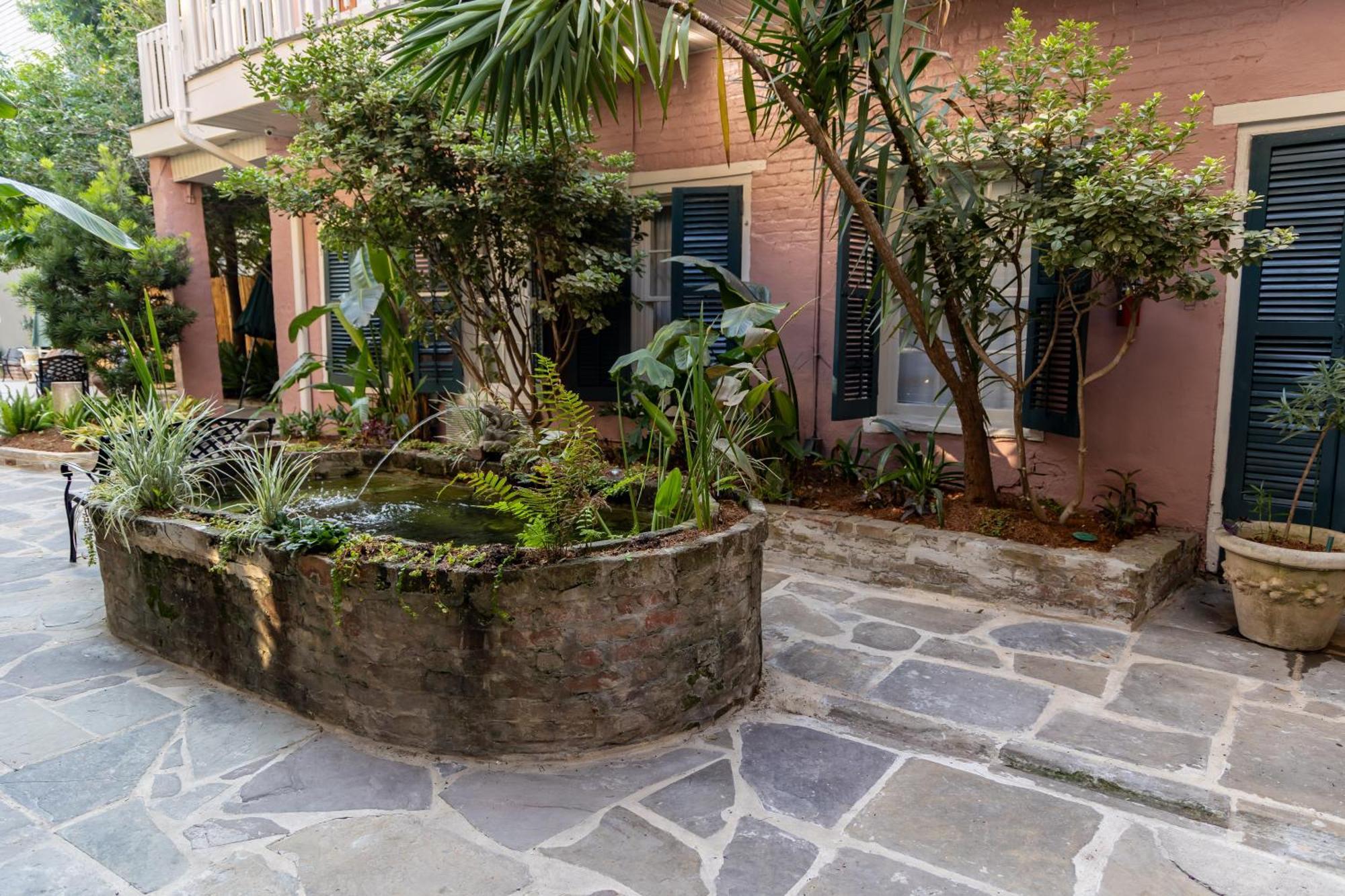 Lamothe House Hotel A French Quarter Guest Houses Property 뉴올리언스 외부 사진