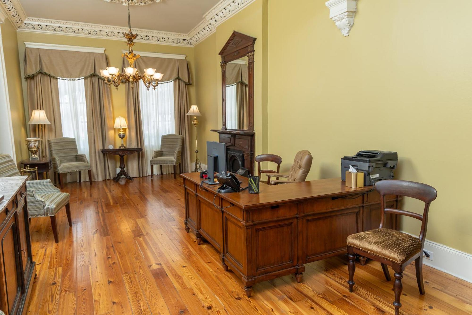 Lamothe House Hotel A French Quarter Guest Houses Property 뉴올리언스 외부 사진