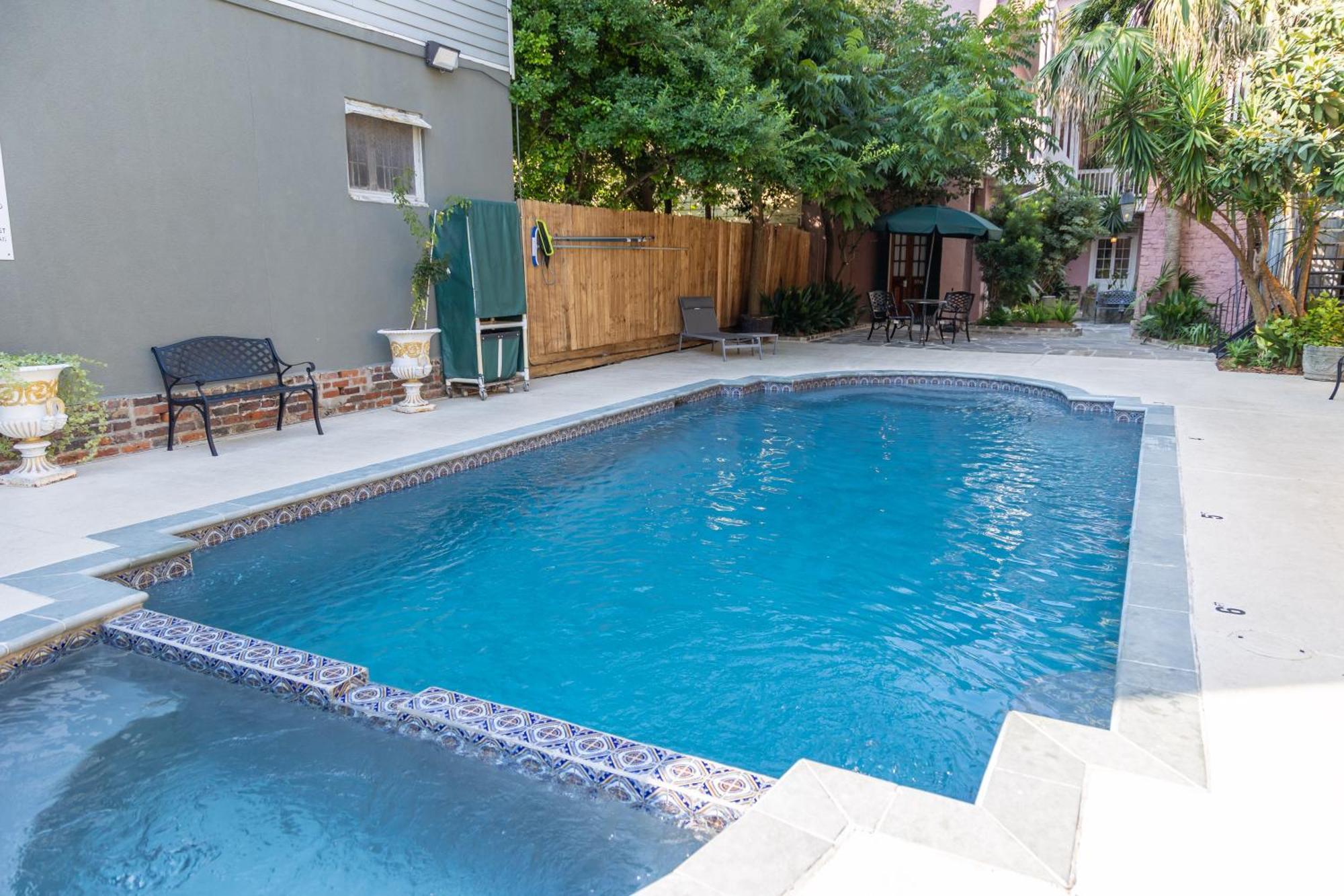 Lamothe House Hotel A French Quarter Guest Houses Property 뉴올리언스 외부 사진