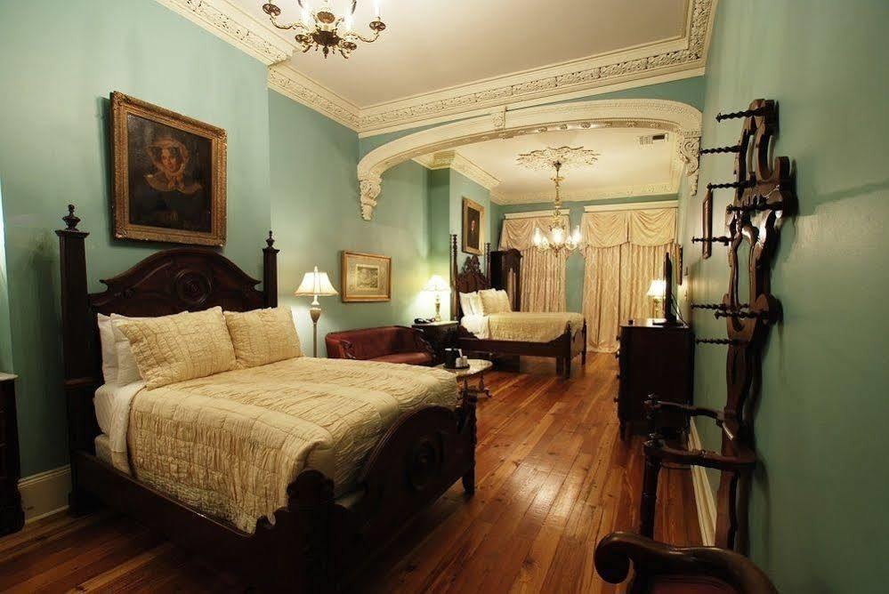 Lamothe House Hotel A French Quarter Guest Houses Property 뉴올리언스 외부 사진